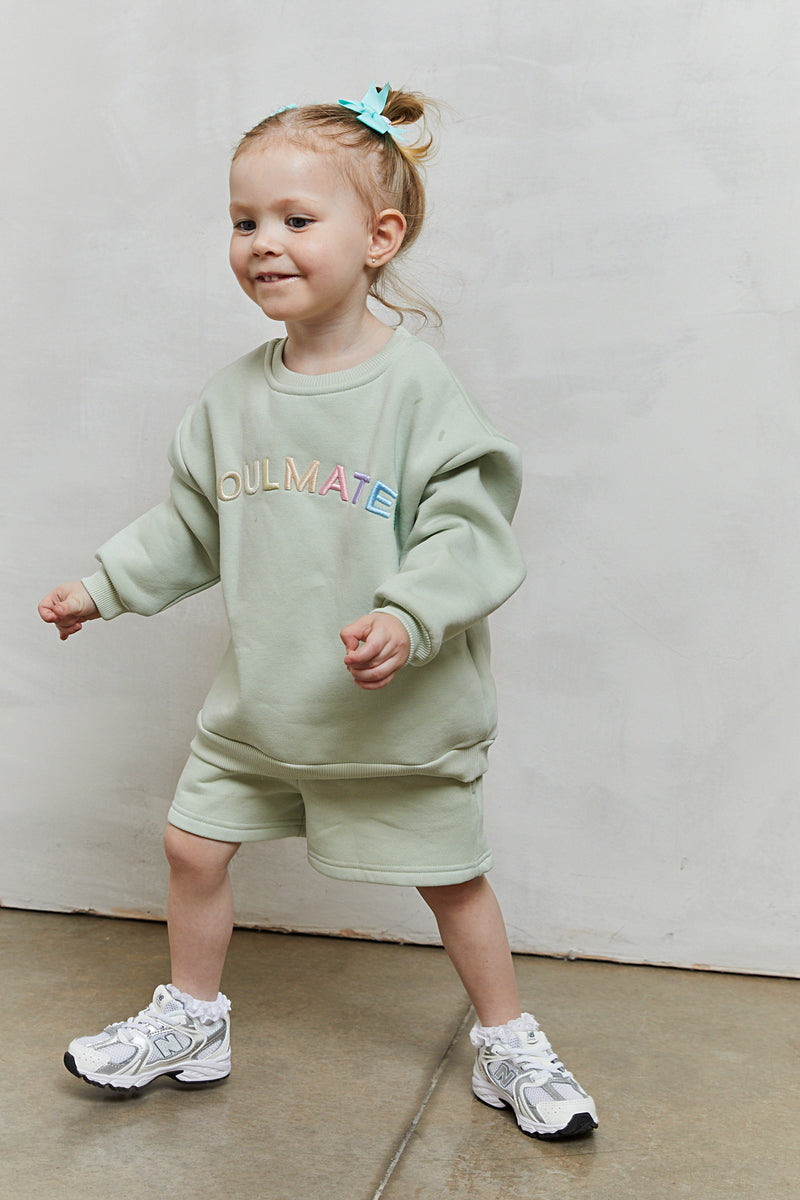 MINI JOGGER SHORTS IN PISTACHIO