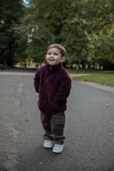 MINI TEDDY FLEECE ZIP JACKET IN CHERRY COLA